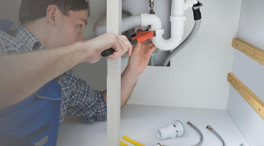 Professional expert plumbing services in Grand Island, FL